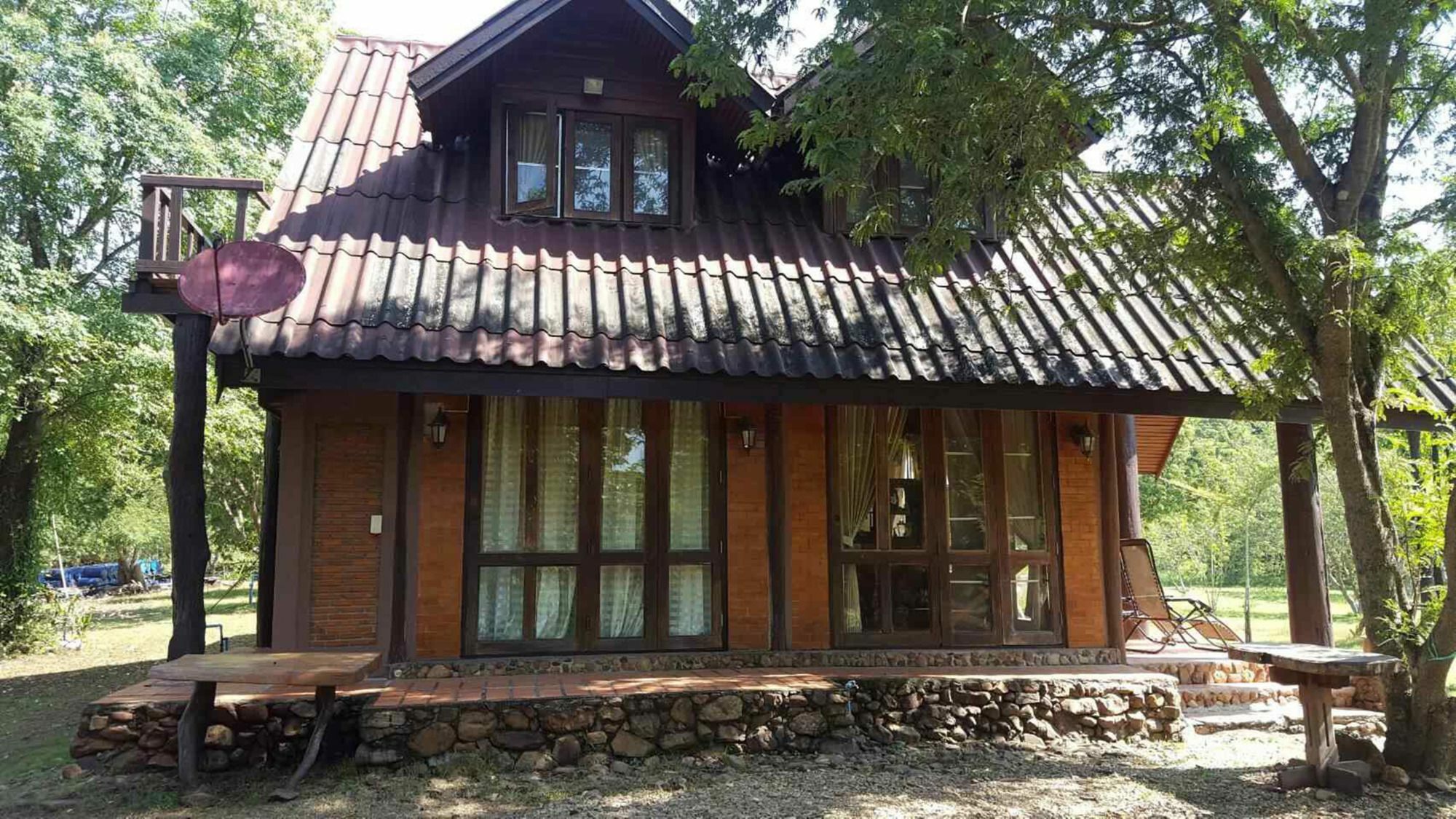 Tamarind Homestay & Camp Kanchanaburi Exterior foto